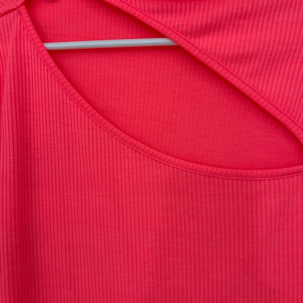 Neon Top - Picture 2 of 5